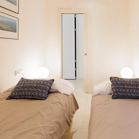 Sitges Suites アパート シッチェス