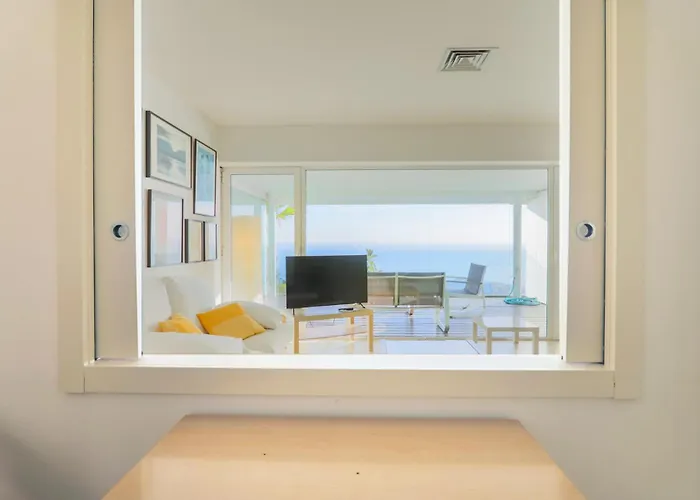 Sitges Suites *