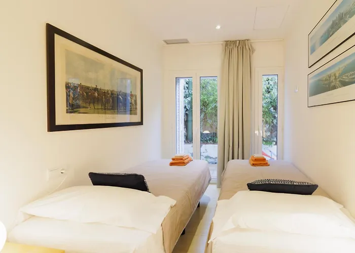 Sitges Suites *